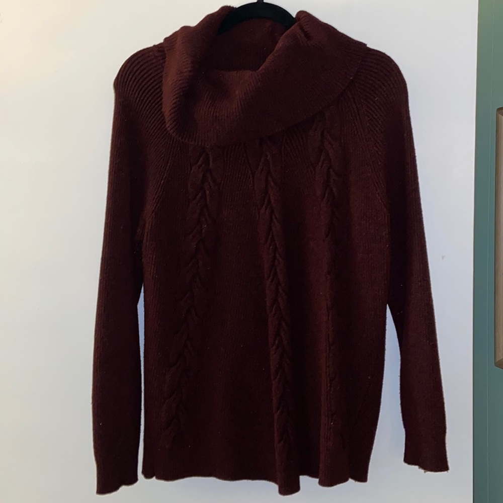 Alfred Sung Cable Knit Sweater